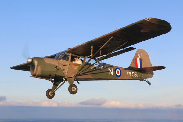 Auster AOP 6 - OK-AOP Air to Air